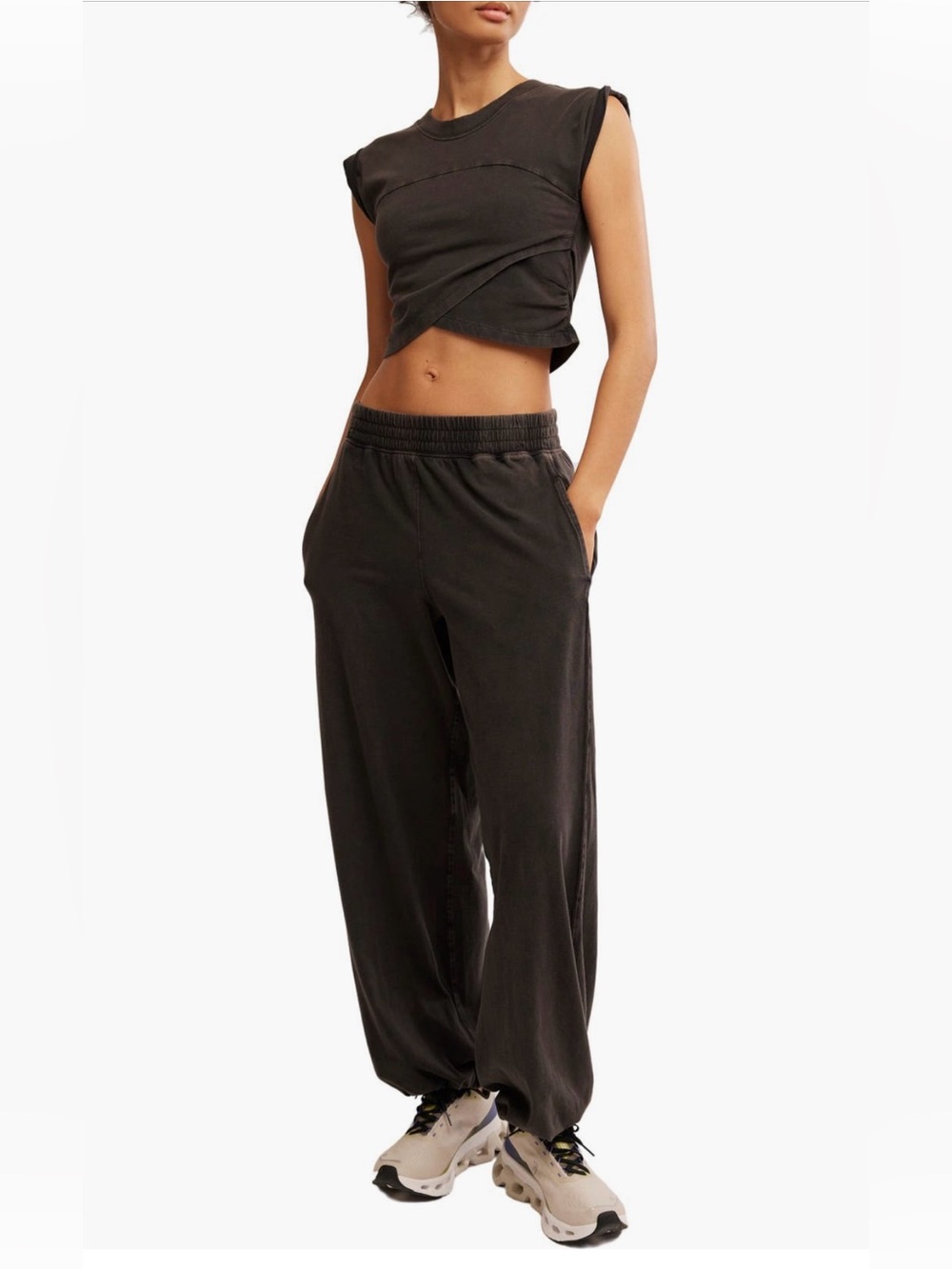 FP Movement Hot Shot Crossover T-shirt & Jogger Set Size Small- Black